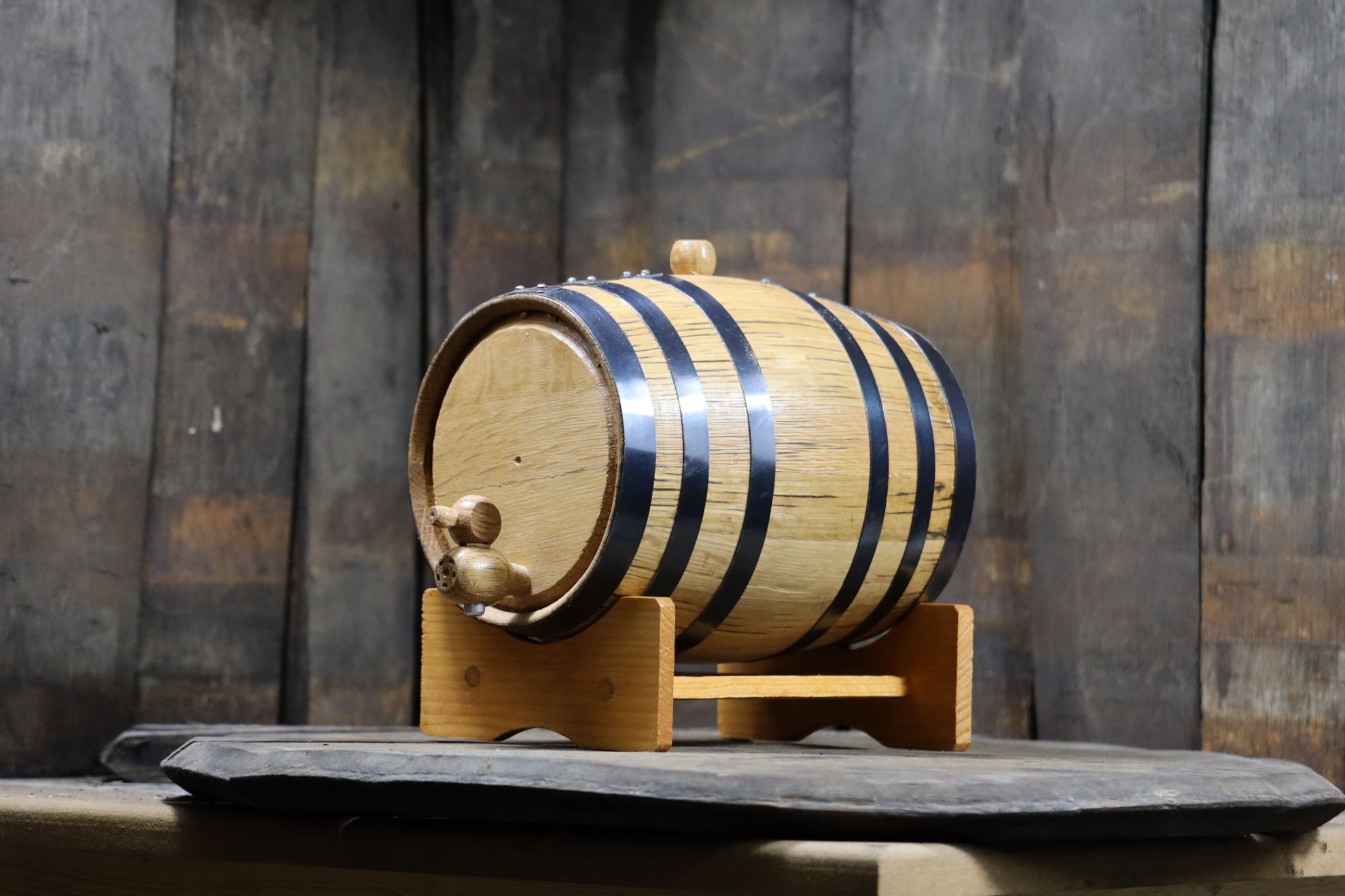 Oak Barrel 100 oz (3 liter) Black Hoop