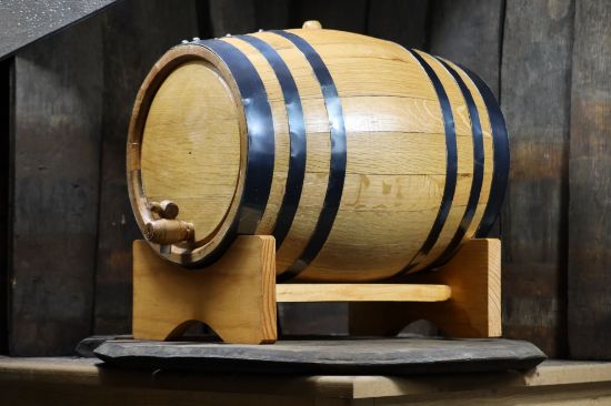 Oak Barrel - 5 gallon (20 liter) Black Hoop